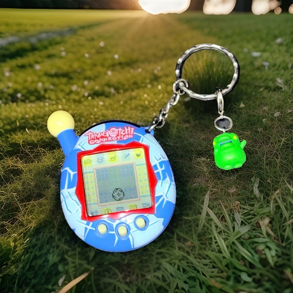 Bandai Tamagotchi Connection V4 Dark/Lt Blue Shattered Ice Shell (2004) Works!